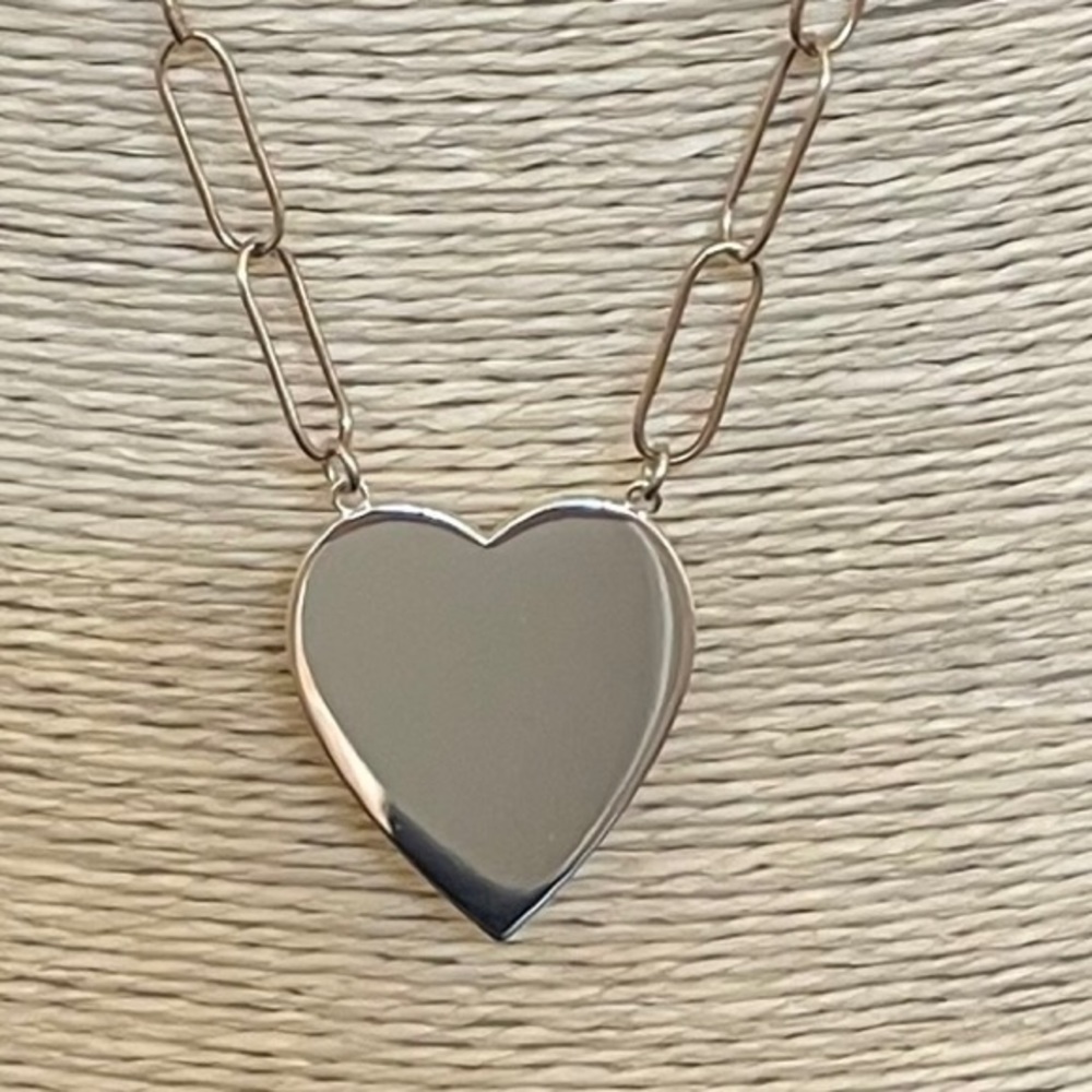 Kris Nations 19” Large Link Chain with Heart pendant